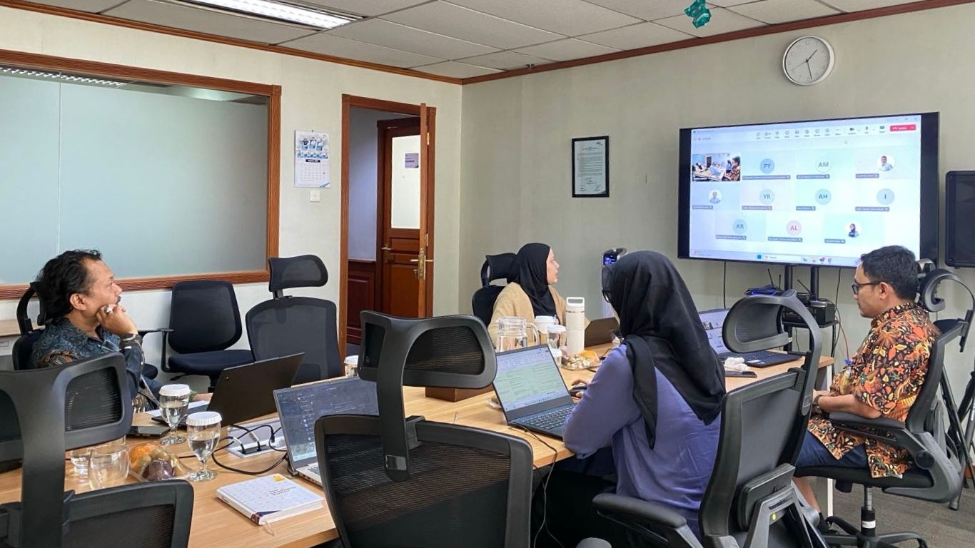 Shadow Rating, Roadmap ESG, dan Sustainability Report​ PT Railink (KAI Bandara)​